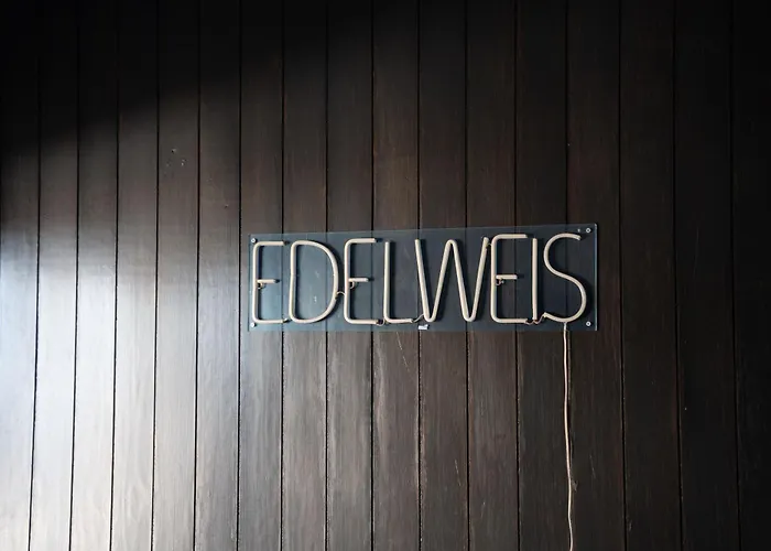 Edelweiss House - Parking Y Wifi Gratis